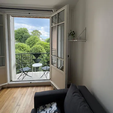 Studio Proche Chateau 아파트